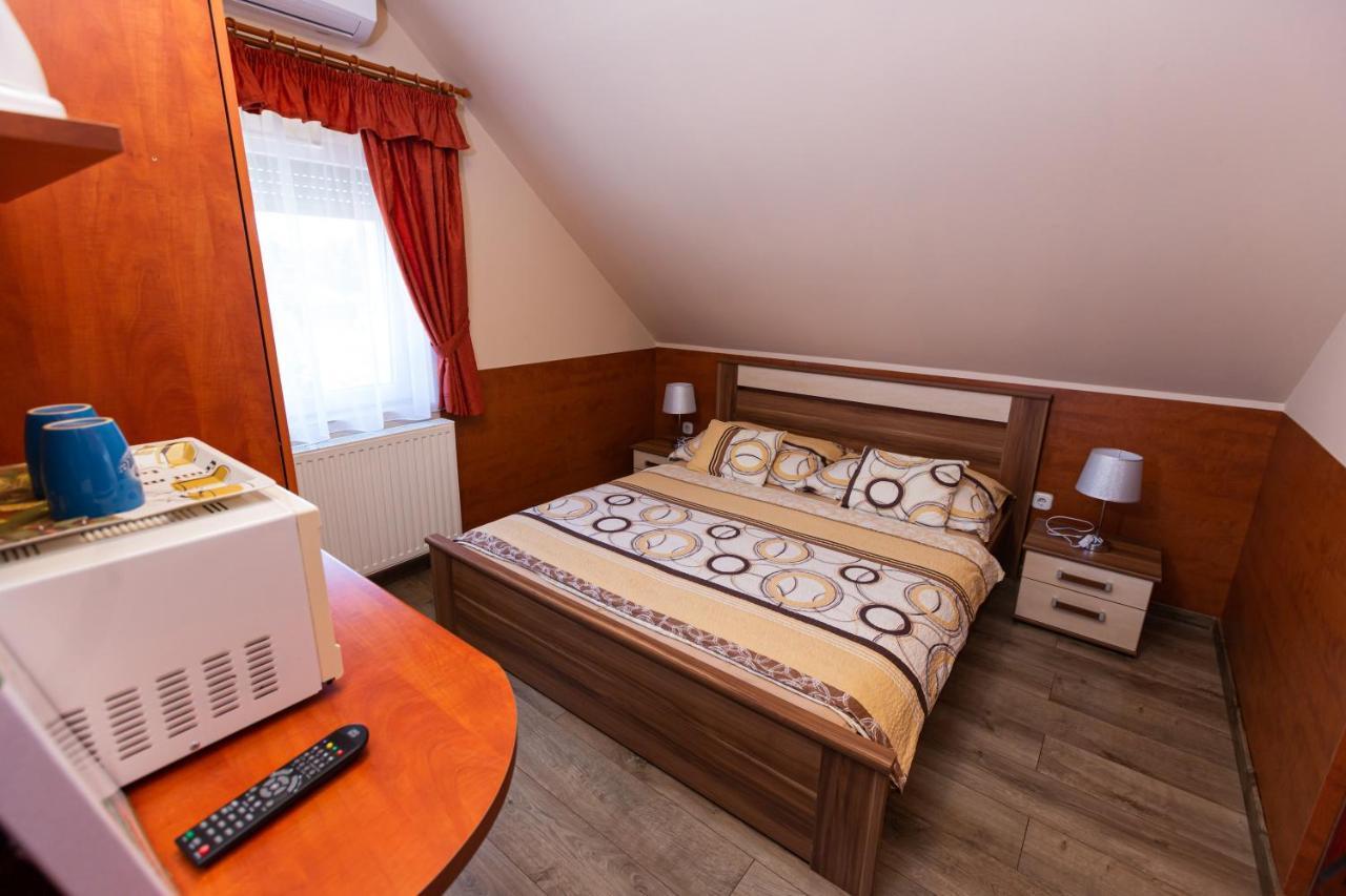 Hotel Erika Vendeghaz Eger Zewnętrze zdjęcie