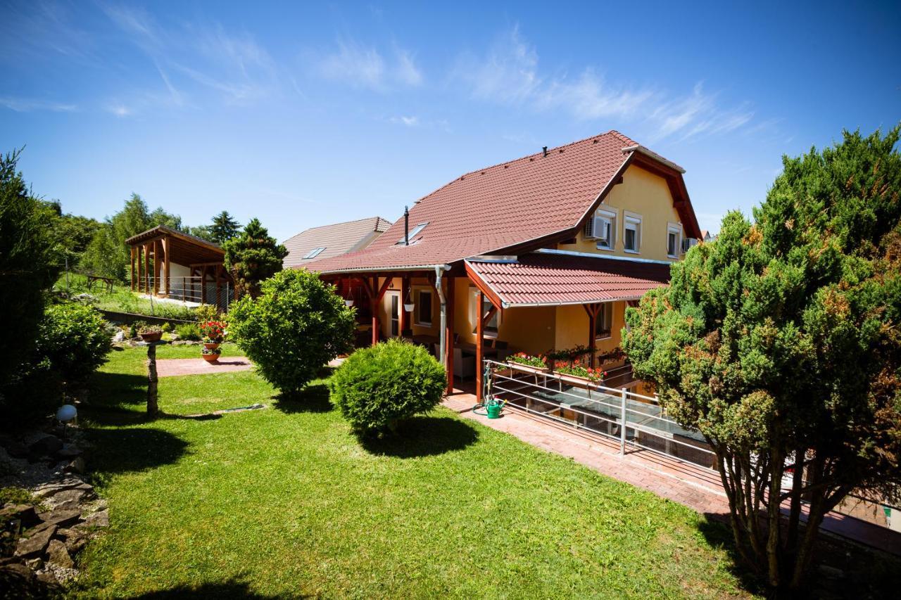 Hotel Erika Vendeghaz Eger Zewnętrze zdjęcie