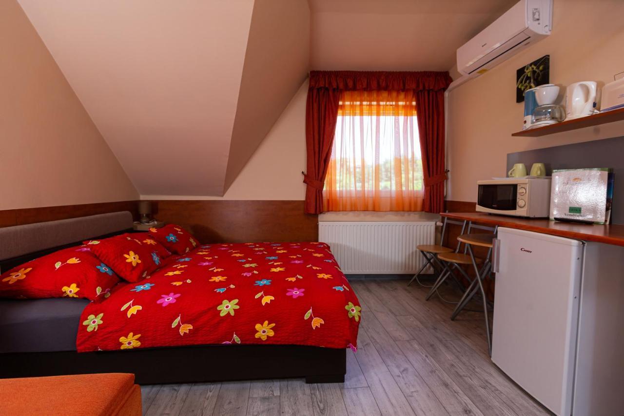 Hotel Erika Vendeghaz Eger Zewnętrze zdjęcie