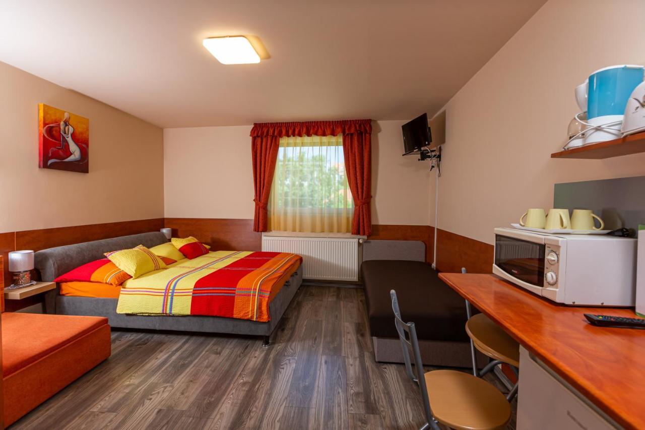 Hotel Erika Vendeghaz Eger Zewnętrze zdjęcie
