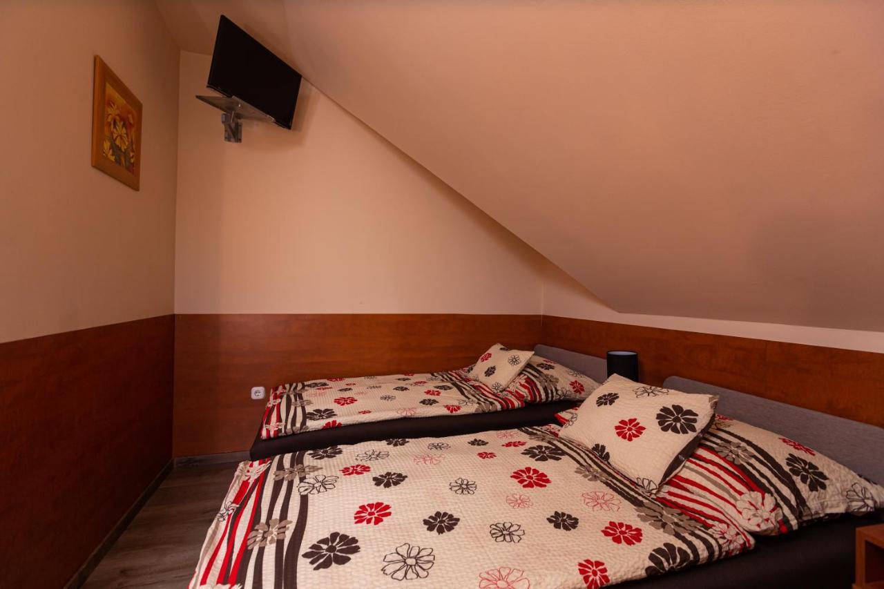 Hotel Erika Vendeghaz Eger Zewnętrze zdjęcie
